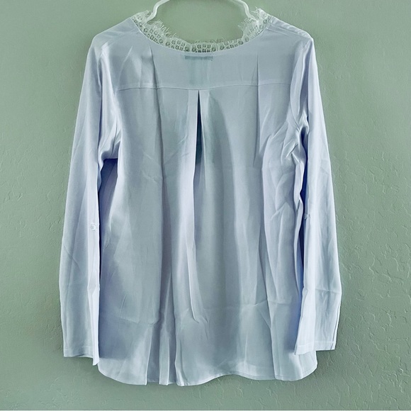 Funlingo Women’s Semi-Sheer Blouse Size Medium - Picture 6 of 8